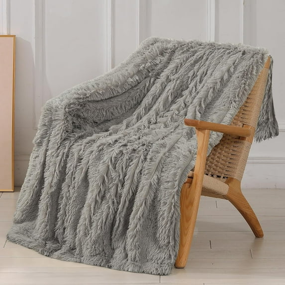 Superior Hub Decorative Extra Soft Faux Fur Blanket Queen Size 80"x90",Solid Reversible Fuzzy Fluffy Plush Fleece Comfy Microfiber Fur Blanket for Couch Sofa Bed,Quiet Grey