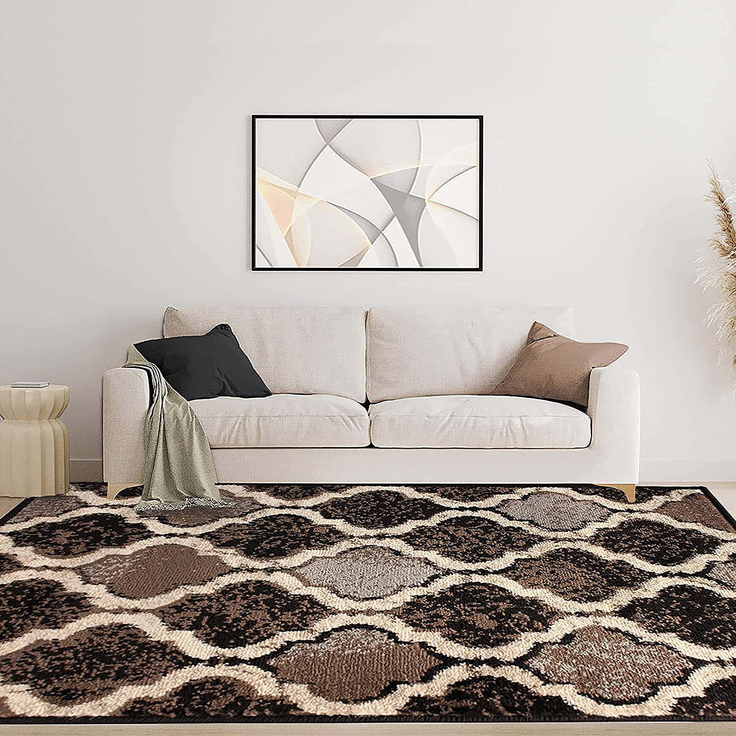 42 Unique Rug Ideas For A Small Living Room