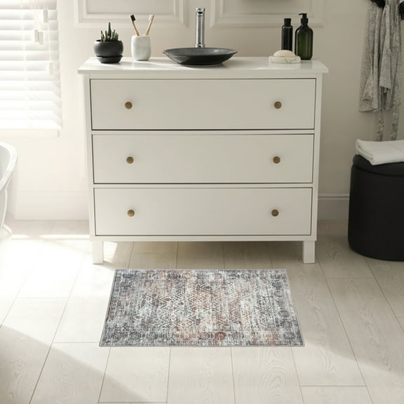 Superior Macaw Lattice Non-Slip Washable Indoor Area Rug, 2' x 3', Cream