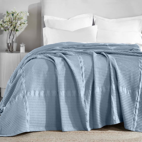 Superior Mai Geometric Waffle Cotton Blanket, Full/Queen, Light Blue