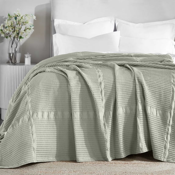 Superior Mai Geometric Waffle Cotton Blanket, King, Sage