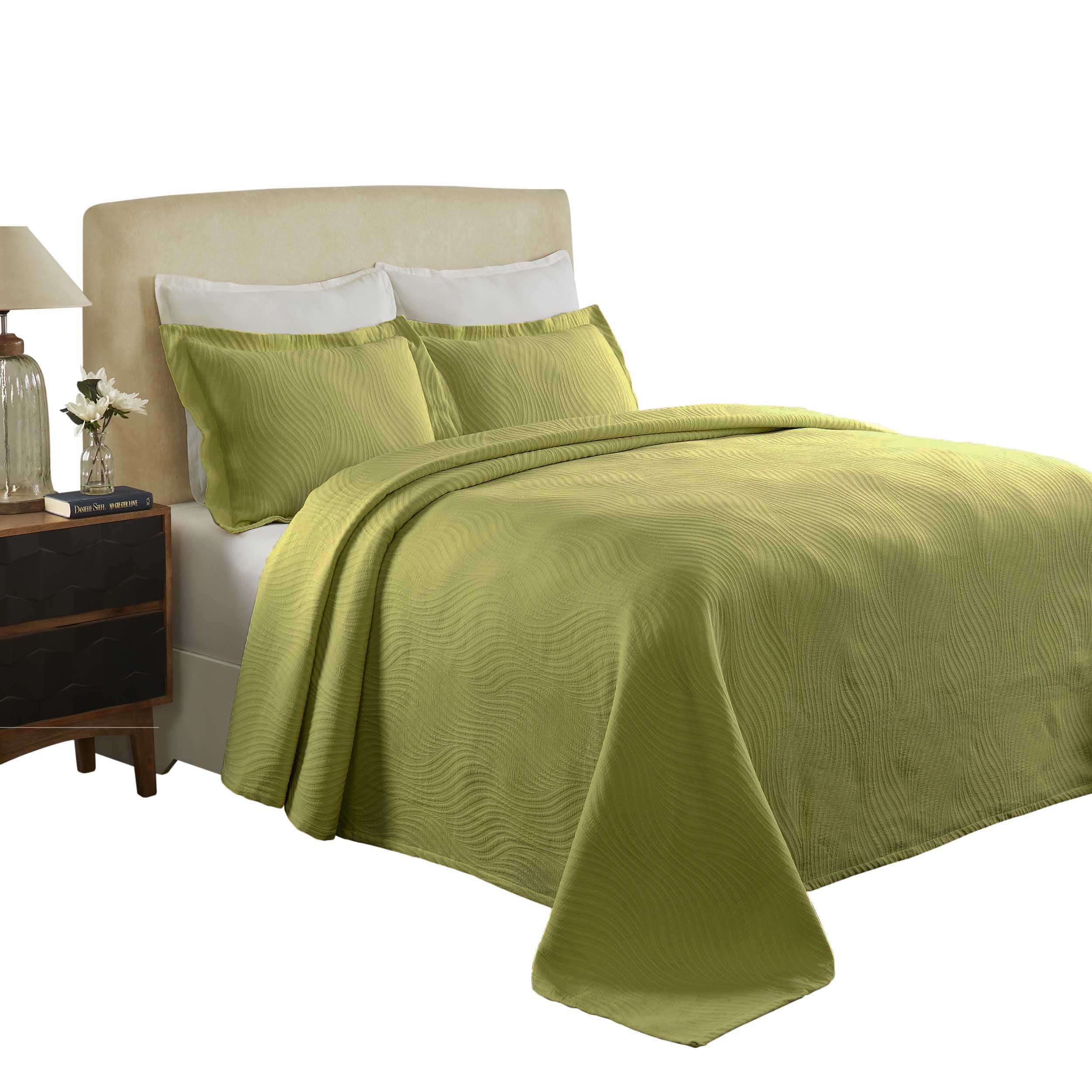 Superior Moretz Cotton Matelasse Bedspread, King, Pear