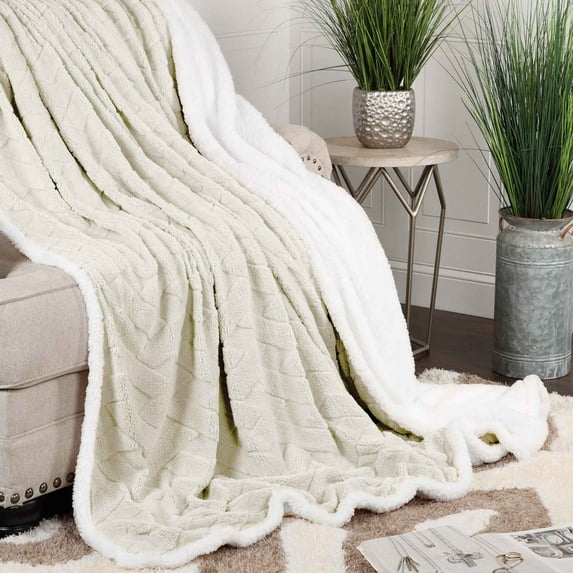 Superior Nuuk Fleece Reversible Lattice Blanket, Throw XL, Ivory