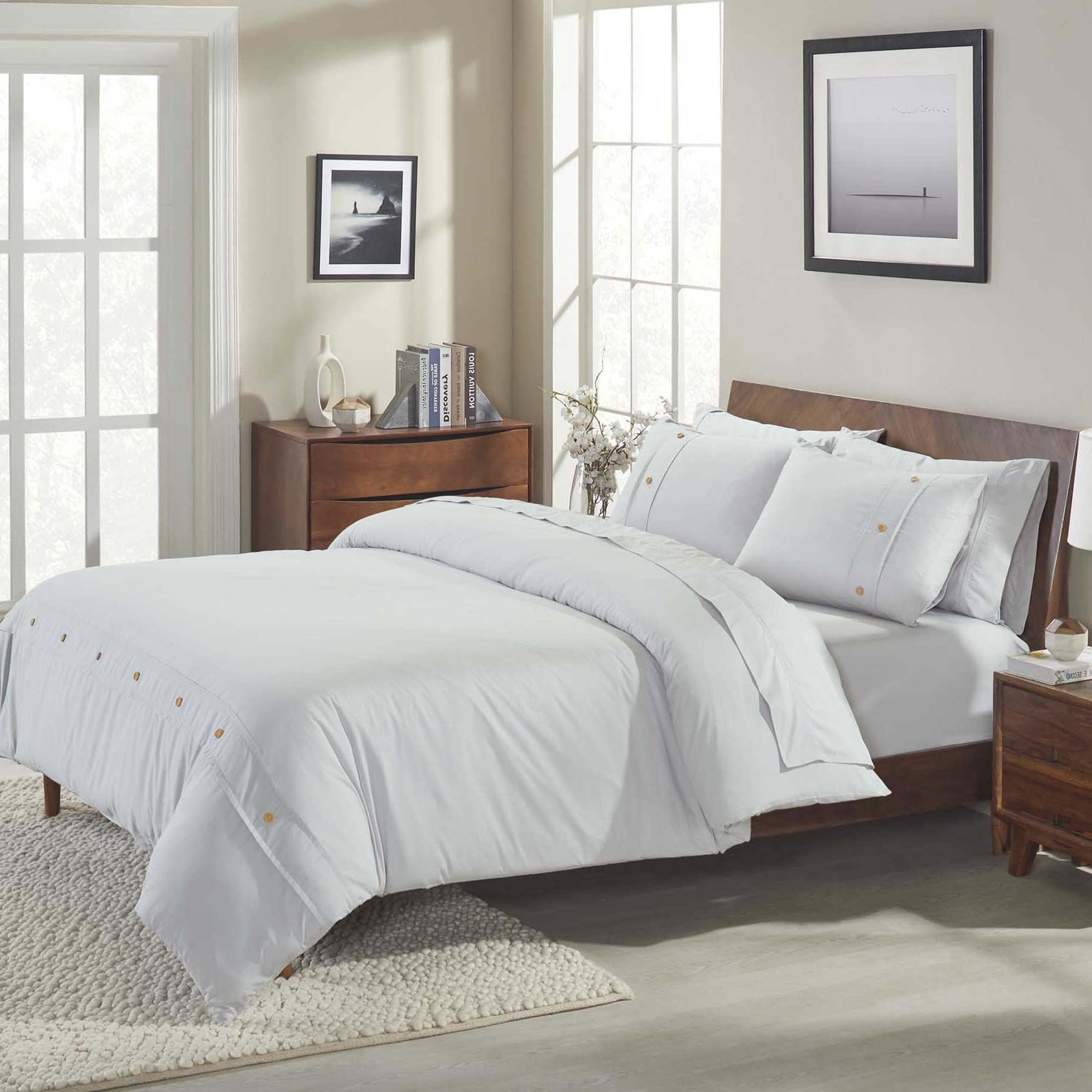 Silver Organic Cotton Full/Queen Duvet Cover Set with Wooden Buttons