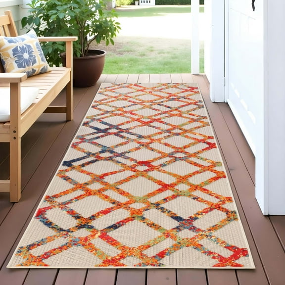 Superior Paxson Diamond Indoor/Outdoor Runner Rug, 2' 3" x 8', Cream