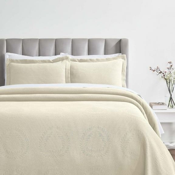 Superior Peploi Cotton Matelasse Bedspread Set, Full, Ivory