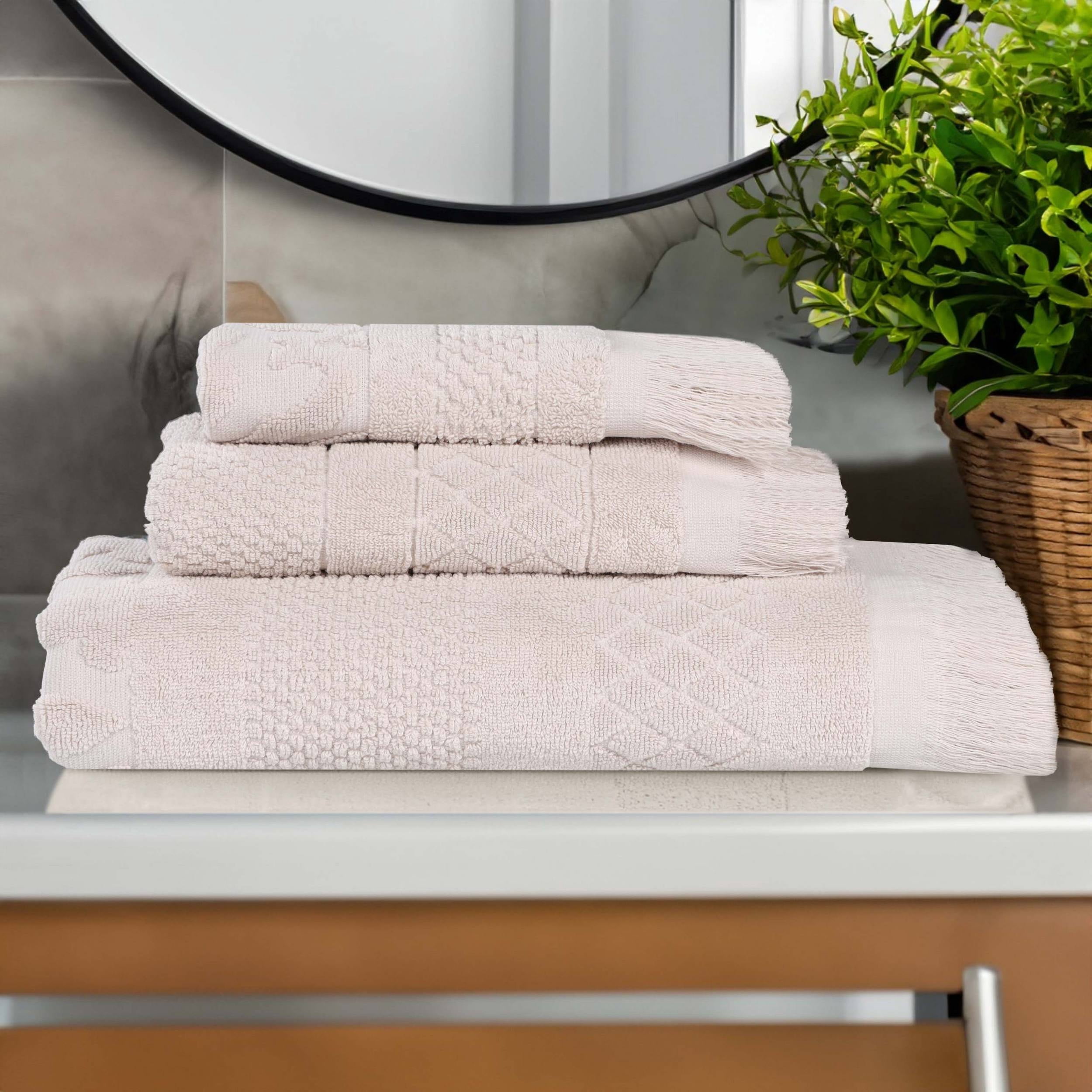 Superior Rolla Geometric Cotton 3 Piece Towel Set, Quick-Dry Ultra Soft Towels, Silver