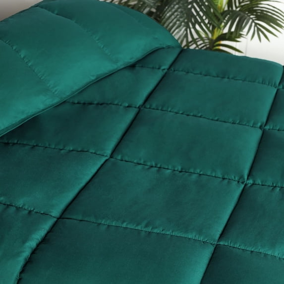Superior Solid Comforter Down Alternative Bedding, King, Hunter Green