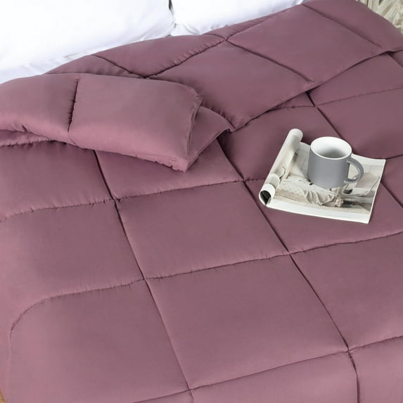Superior Solid Comforter Down Alternative Bedding, King, Mauve