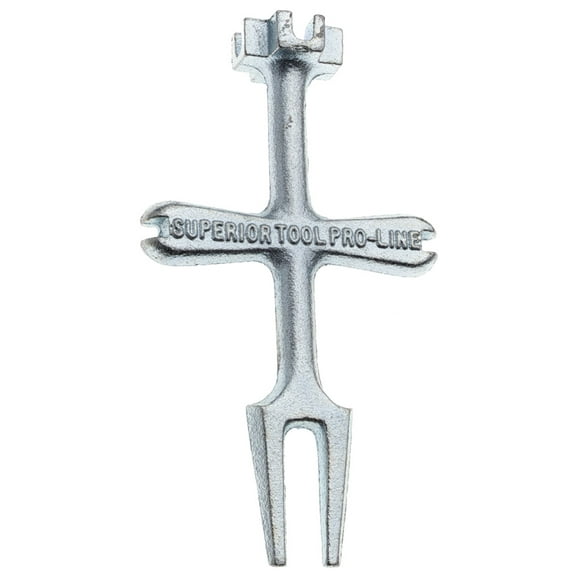 Wrench Po Plug Cast Iron