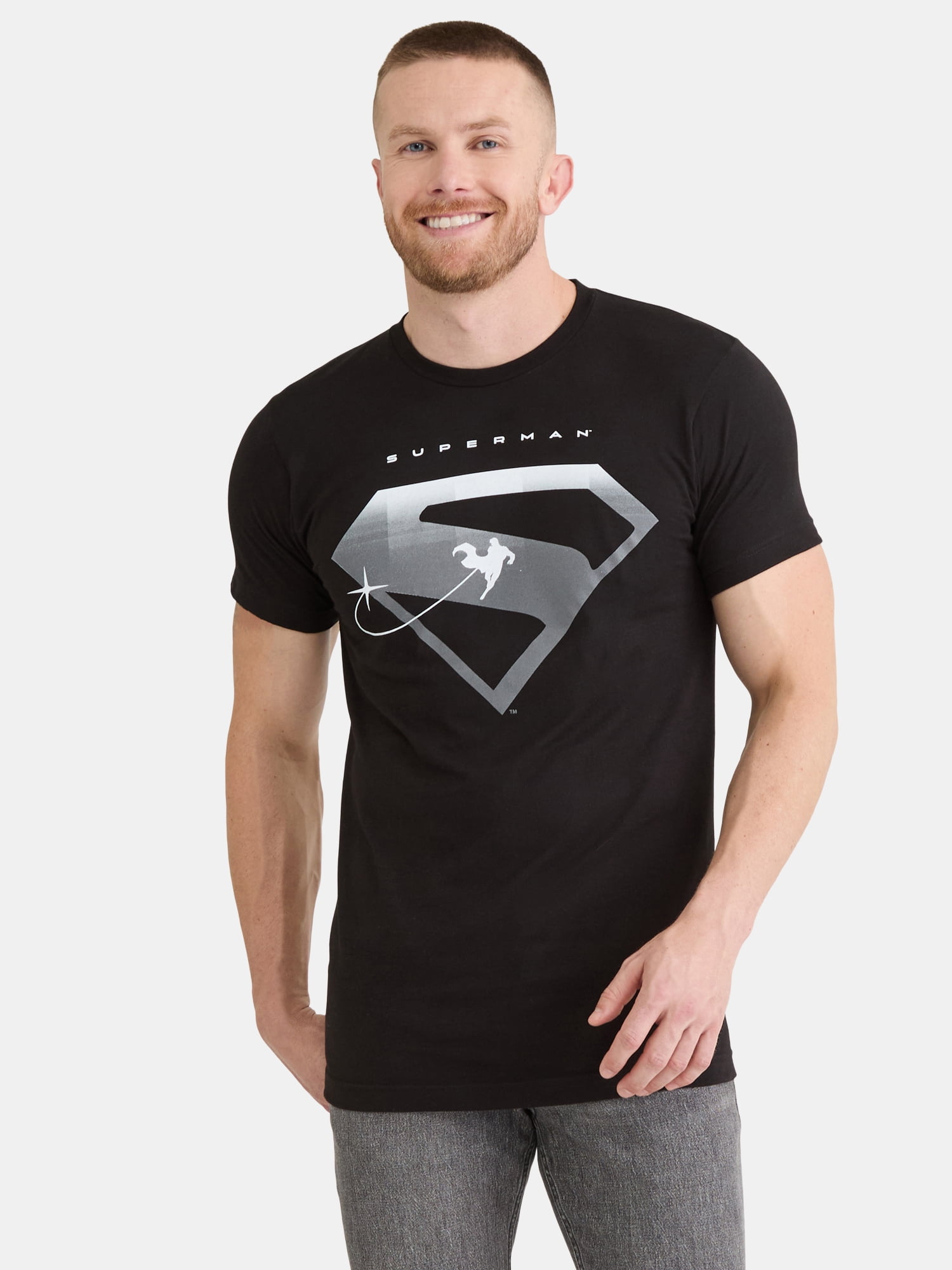 Superman Metropolis Men's & Big Men's Shield Front & Foil Back Cotton Graphic Tee, Sizes S-3XL