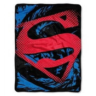 Superman Super Rip Shield Micro Raschel Throw