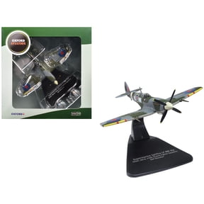 Supermarine Spitfire LF MK IXe Fighter Aircraft "Fighter Squadron, RAF Manston" 1/72 Diecast Model Car by Oxford Diecast
