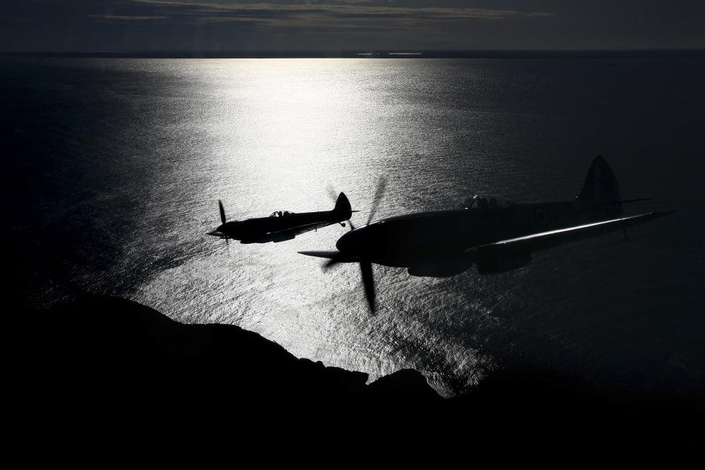 Supermarine Spitfire Mk XVIII and Mk XVI fighter warbirds Canvas Art - Daniel KarlssonStocktrek Images (18 x 12)