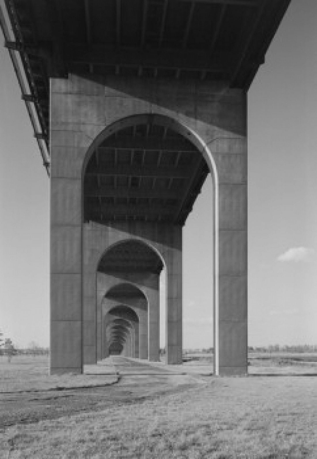Supports for approach of Whitestone Bridge between Whitestone Long Island and The Bronx New York City Canvas Art - (24 x 36)