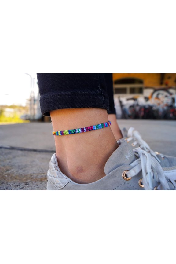 Surfer Anklet for Men and Women Waterproof and Adjustable Surfer Ankle Bracelet String Ankle Bracelet Beach Accessory for Ethnic Hippie Style
