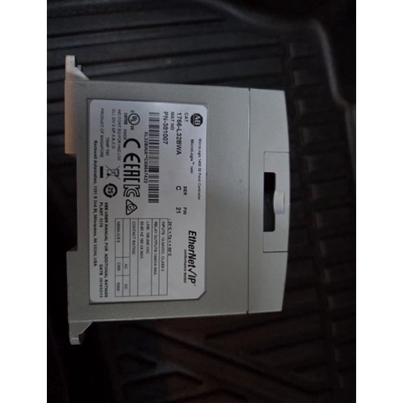Surplus Allen Bradley 1766-L32BWA SER C MicroLogix 1400 32pt Controller New Fast