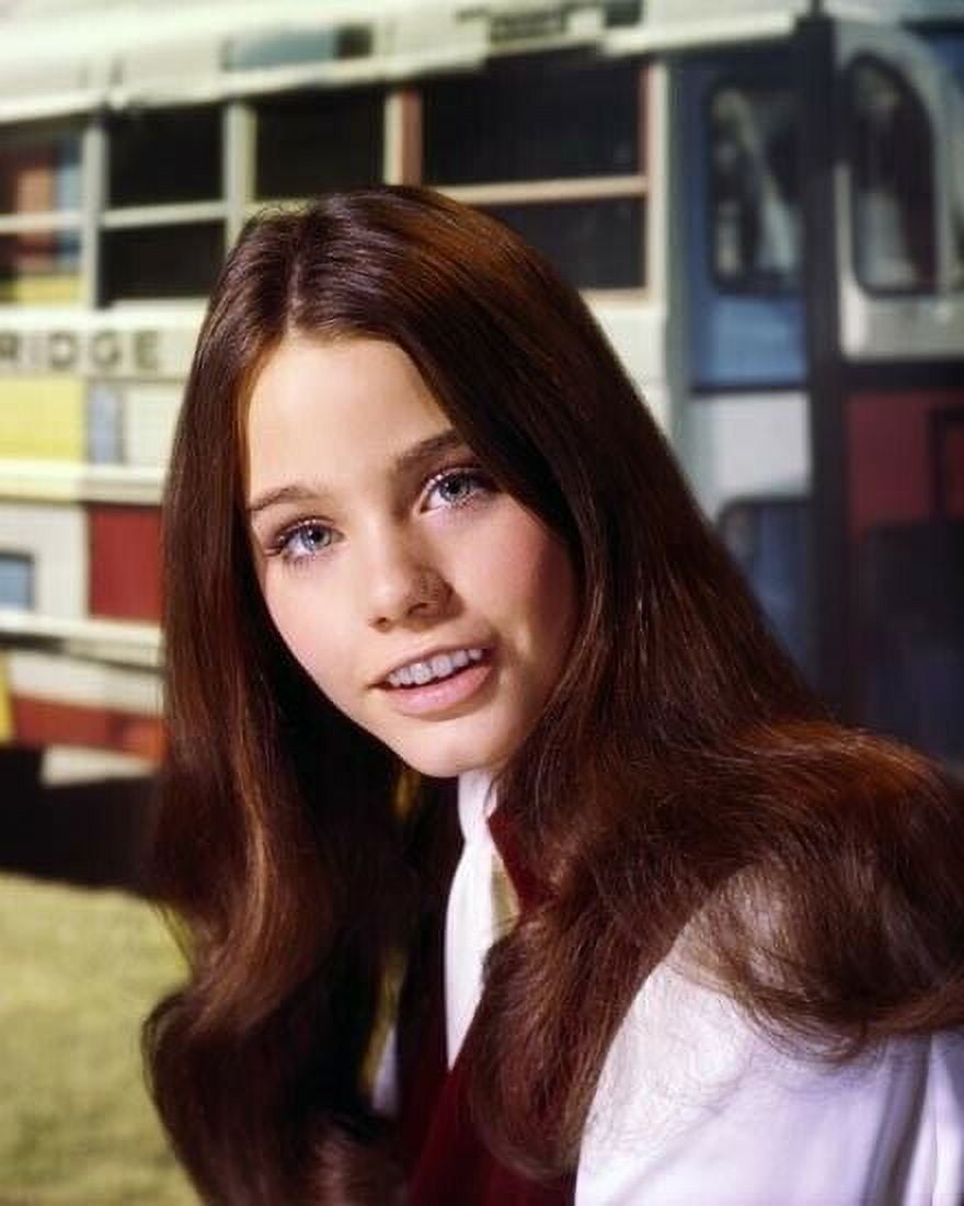 Susan Dey as Laurie in front of PF tour bus The Partridge Family poster  24x36 - Walmart.com, image size:880x1100