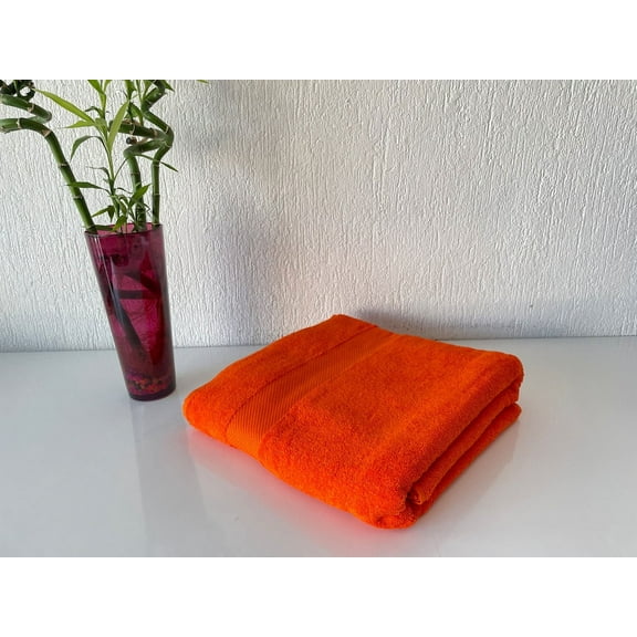 SussexHome Large Bath Towel - Ultra-Absorbent Natural Cotton Bath Sheet Towel for Bathroom - 40 x 80 Inches Thick Luxury Bath Towel Pack of 1