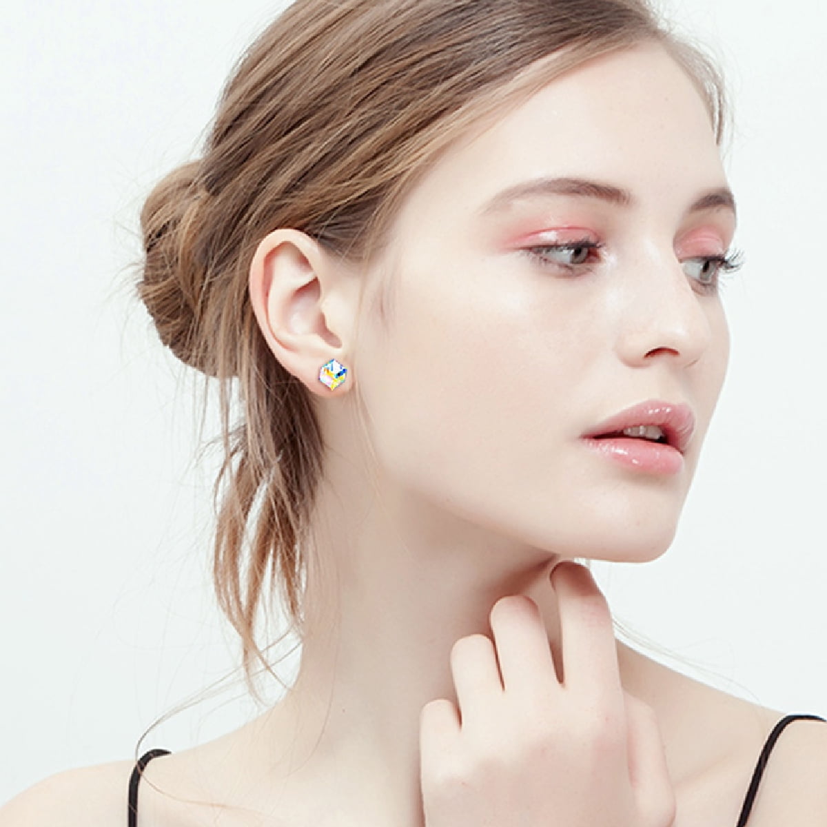 Swarovski solitaire stud earrings outlet