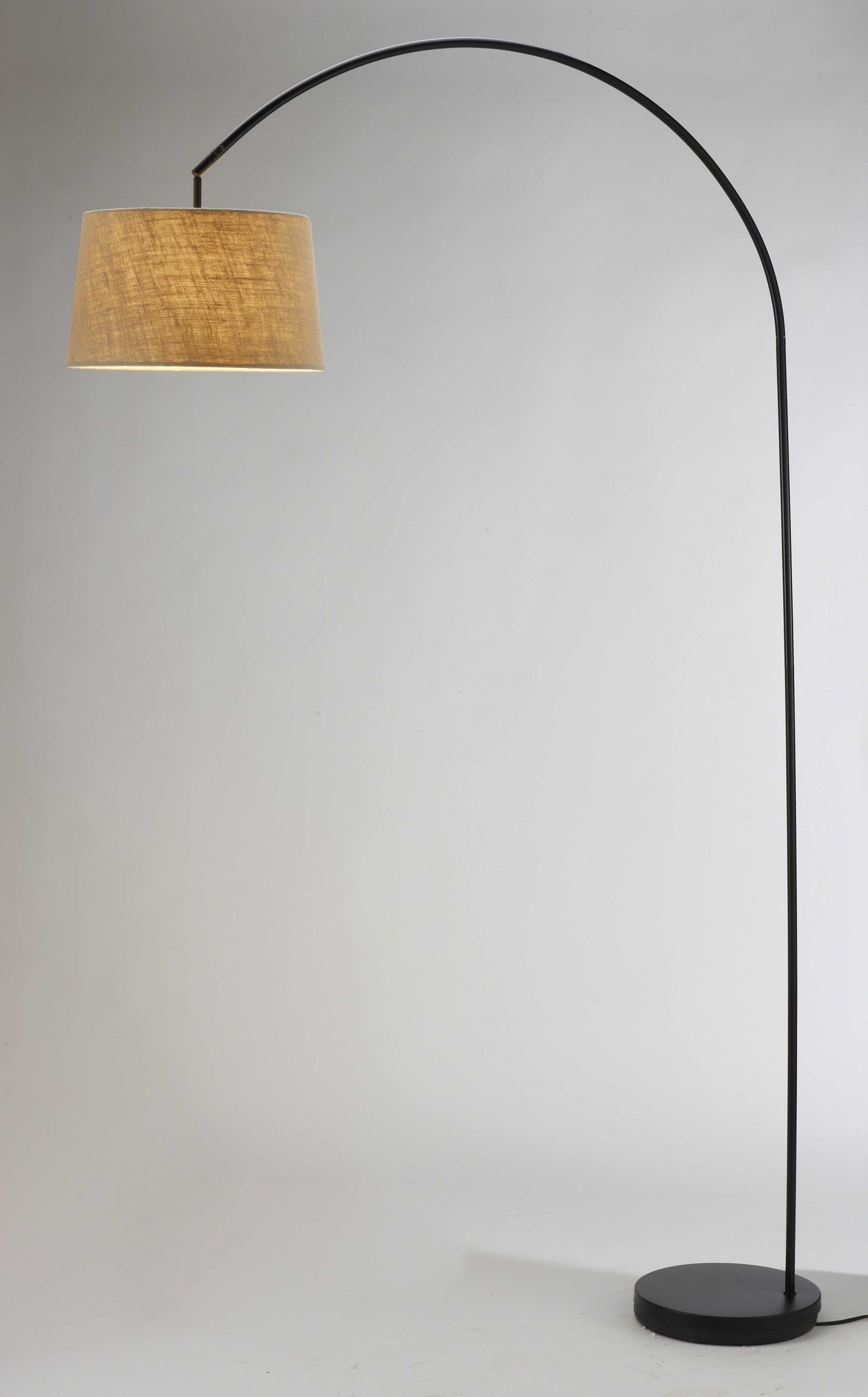 Sweeping Curve Floor Lamp In Black Metal Sweeping Curve Floor Lamp In Black Metal