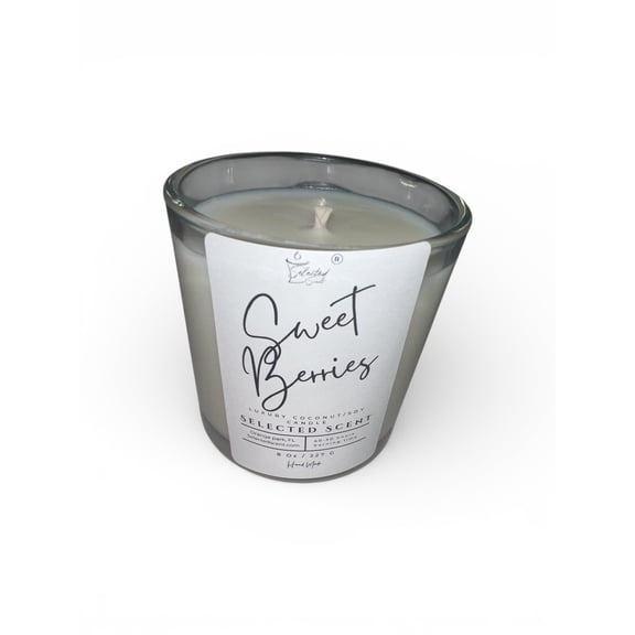 Sweet Berries 8 Oz Candle