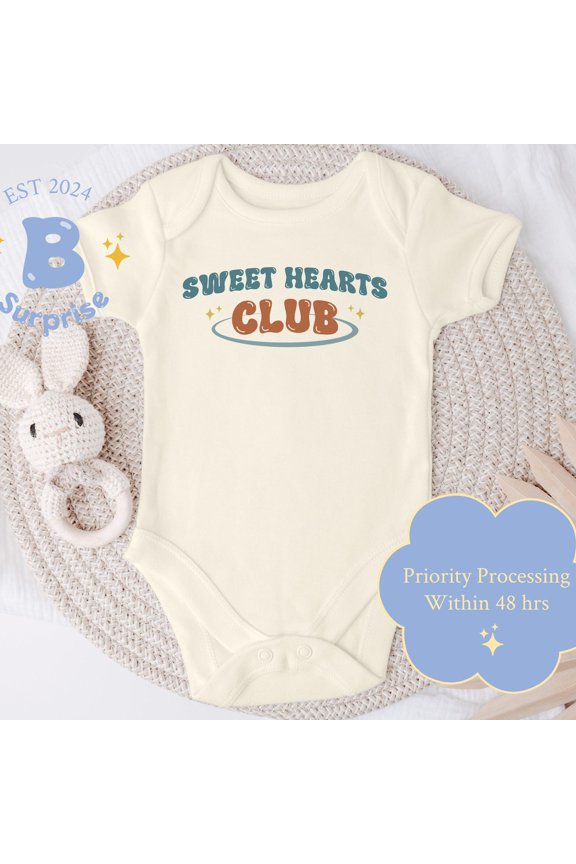 Sweet Hearts Club Onesie, Retro Baby Boy Bodysuit, Vintage Style Baby Outfit, Baby Boy Onesie Cute Baby Onesie, BABY BODYSUIT LAT 4424