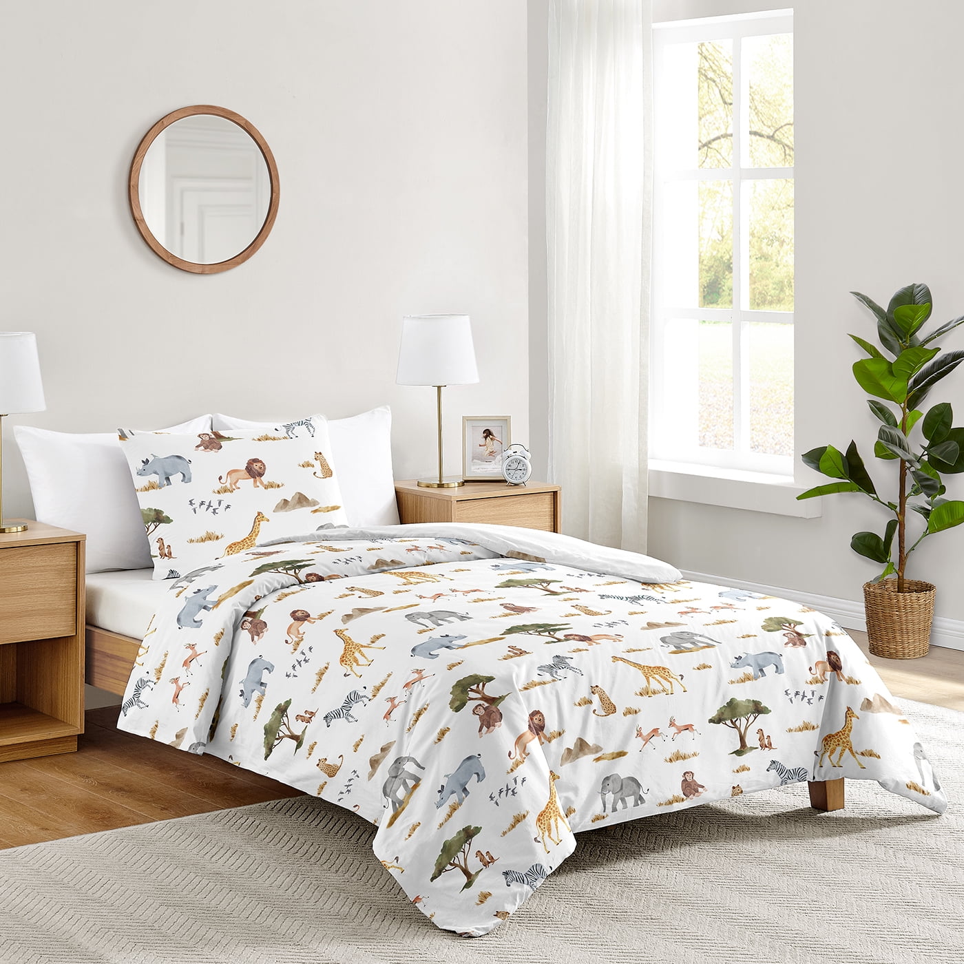 White Jungle Animals Twin Microfiber Comforter Set