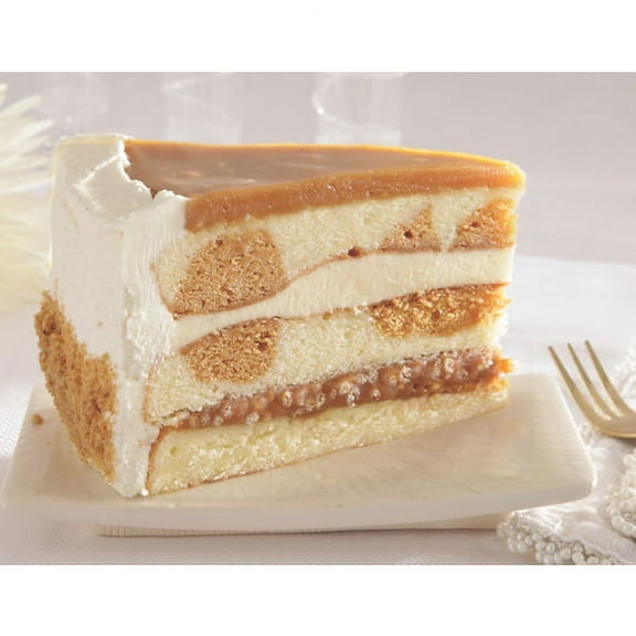 Sweet Street 3-Layer Salted Caramel Vanilla Crunch Cake 14 Slices (1 Count)