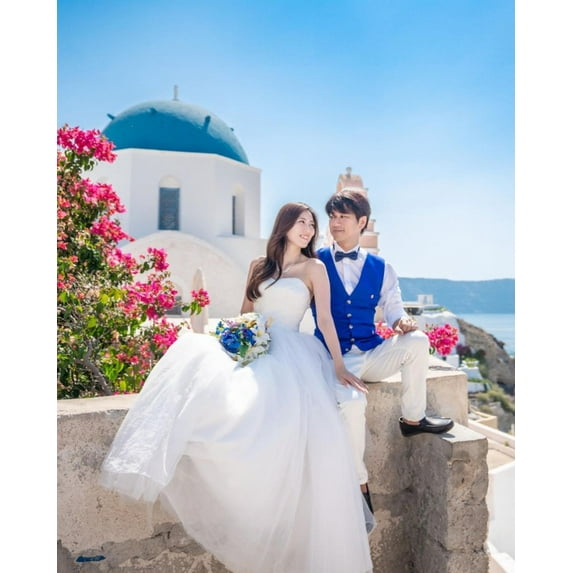 Sweetheart Cut Flying Dresses Photoshoot Dress | Flowy Dress | Satin Dress | Long Flying Dress | Flying Dress for Photoshoot| Long Train Dress |Women's Handmade Flying Dresses