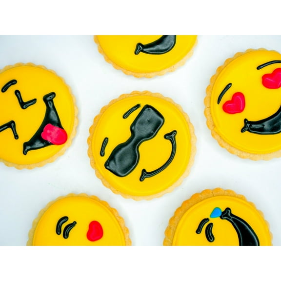 Sweetology Emoji Decorated Cookie Gift Box