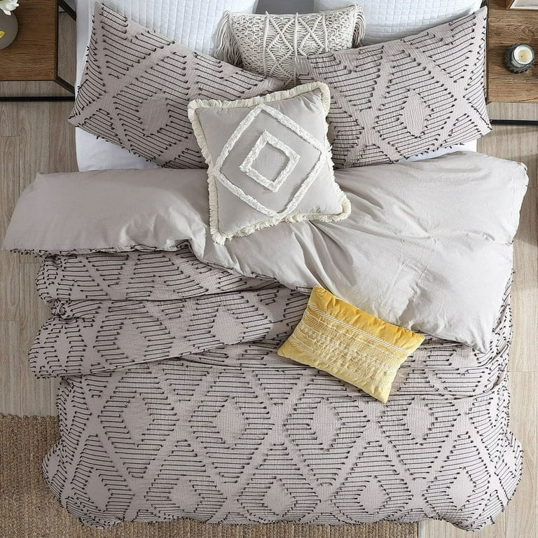 lv bedroom comforter set