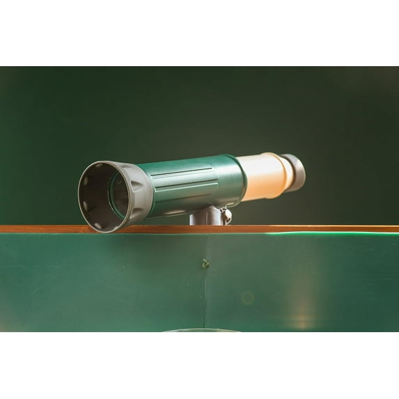 Swing Kingdom Magnifying Telescope