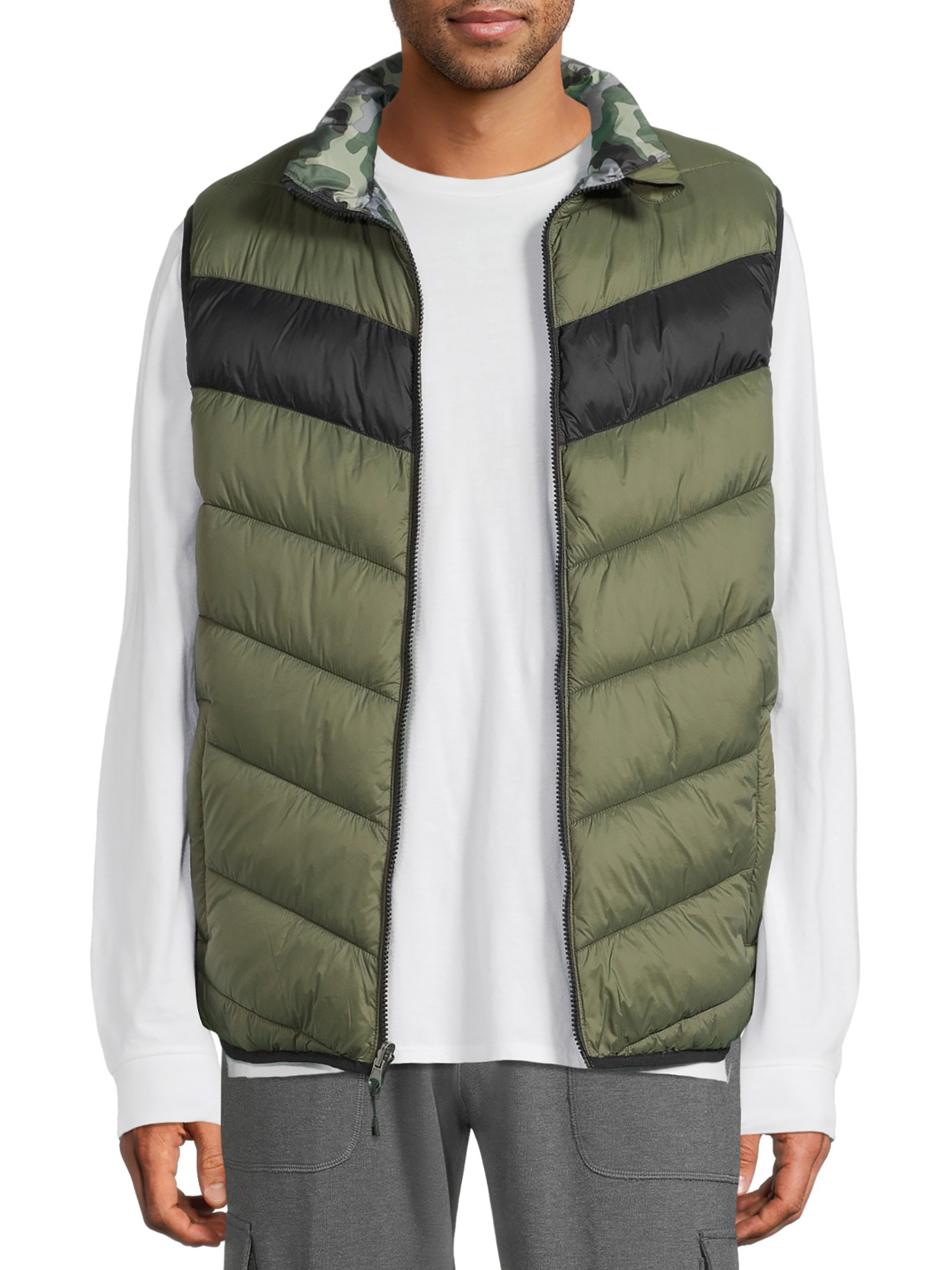Swiss Tech Men's Reversible Puffer Vest, Up to Size 3XL - image 1 of 5