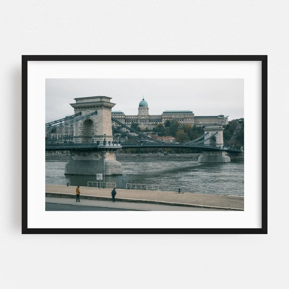 Széchenyi Chain Bridge & Buda Castle - Budapest Hungary Photography Bridge Cityscape Architecture Travel Poster Scenic Autumn Black Framed Wall Art Print 5 x 7 inches