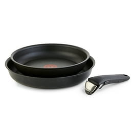 Royalty, I got my pots!! Thyme & Table 32-Piece Cookware & Bakeware  Non-Stick Set, Black