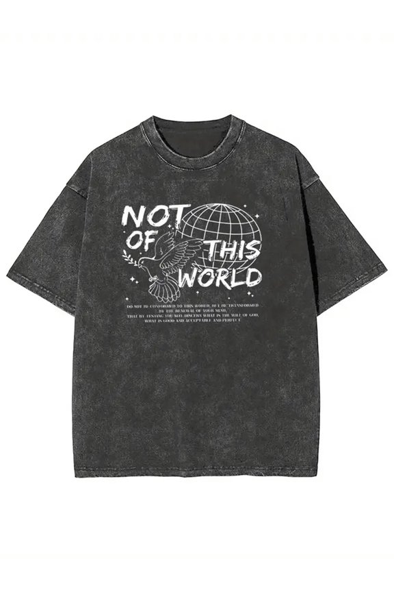 Not a T-shirt from this world. High-quality batik cotton vintage fashion brand T-shirt. With a definite thickness suitable for summer T-shirts. Ideal as a festival gift.