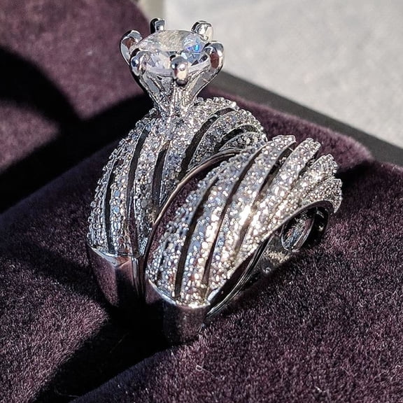 TAAPSEE JEWELS Round-Shaped CZ Promise Ring Set – 925 Silver Romantic Engagement Jewelry for Her