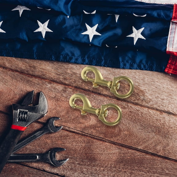 TABLZONE 2PCS Brass Swivel Snap Hooks for Outdoor Flags, Noise Reduction, Metal Clips, Golden Finish Accessories