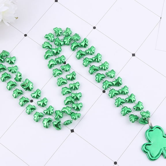 TABLZONE 4Pcs Plastic Bead Chain Shamrock Necklace Saint Patricks Day Party Supplies