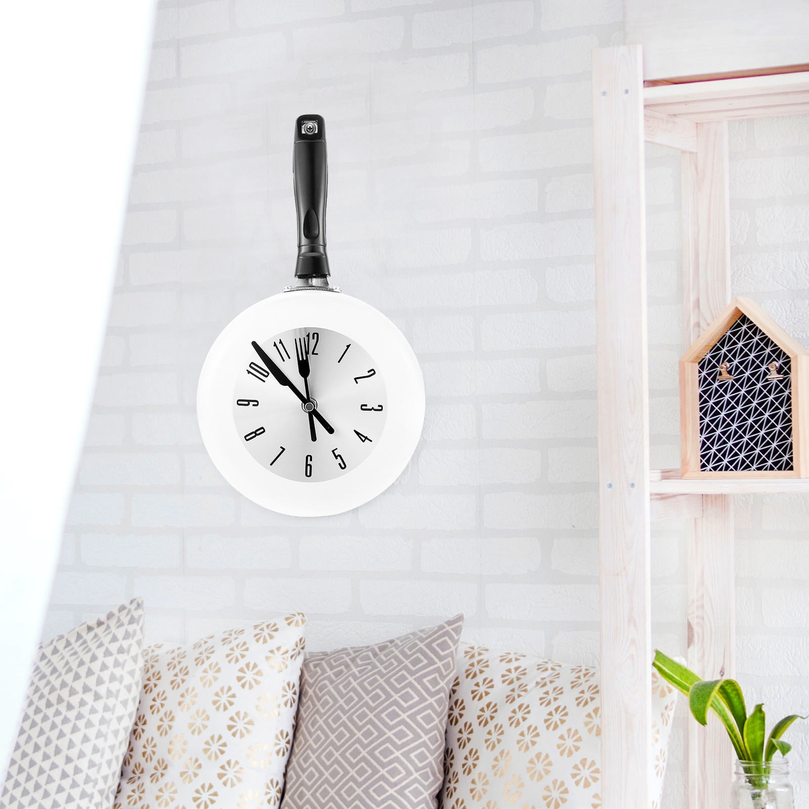 TABLZONE Metal Hanging Clock for Time Display with Silent Sweep Hands ...