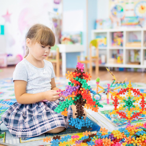 TAETOE 200 PCS Building Blocks, Kids STEM Educational Interlocking Disc Toys, Solid Plastic Preschool Toys with Storage Box & Instruction Manual, Safe Non-Toxic Material, Suitable for 3+ Boys & Girls
