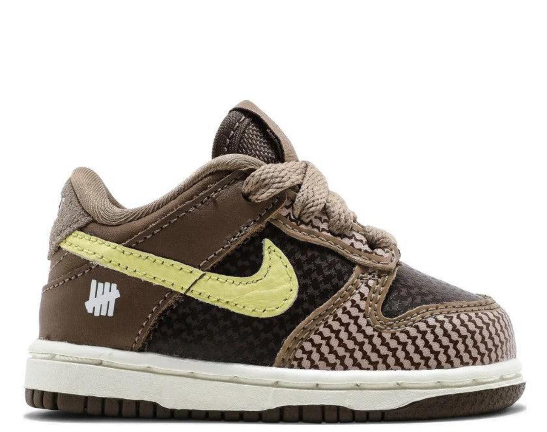 (TD) Nike Dunk Low SP x Undefeated 'Canteen'