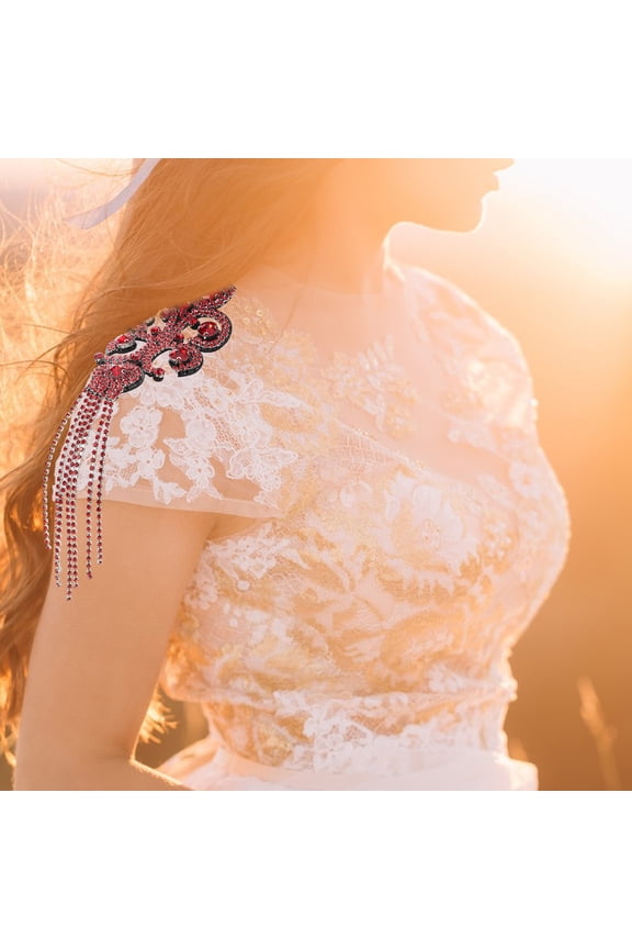Red Rhinestone Tassel Shoulder Epaulets Vintage Brooches for Womens Suit Accessories Stylish and Elegant