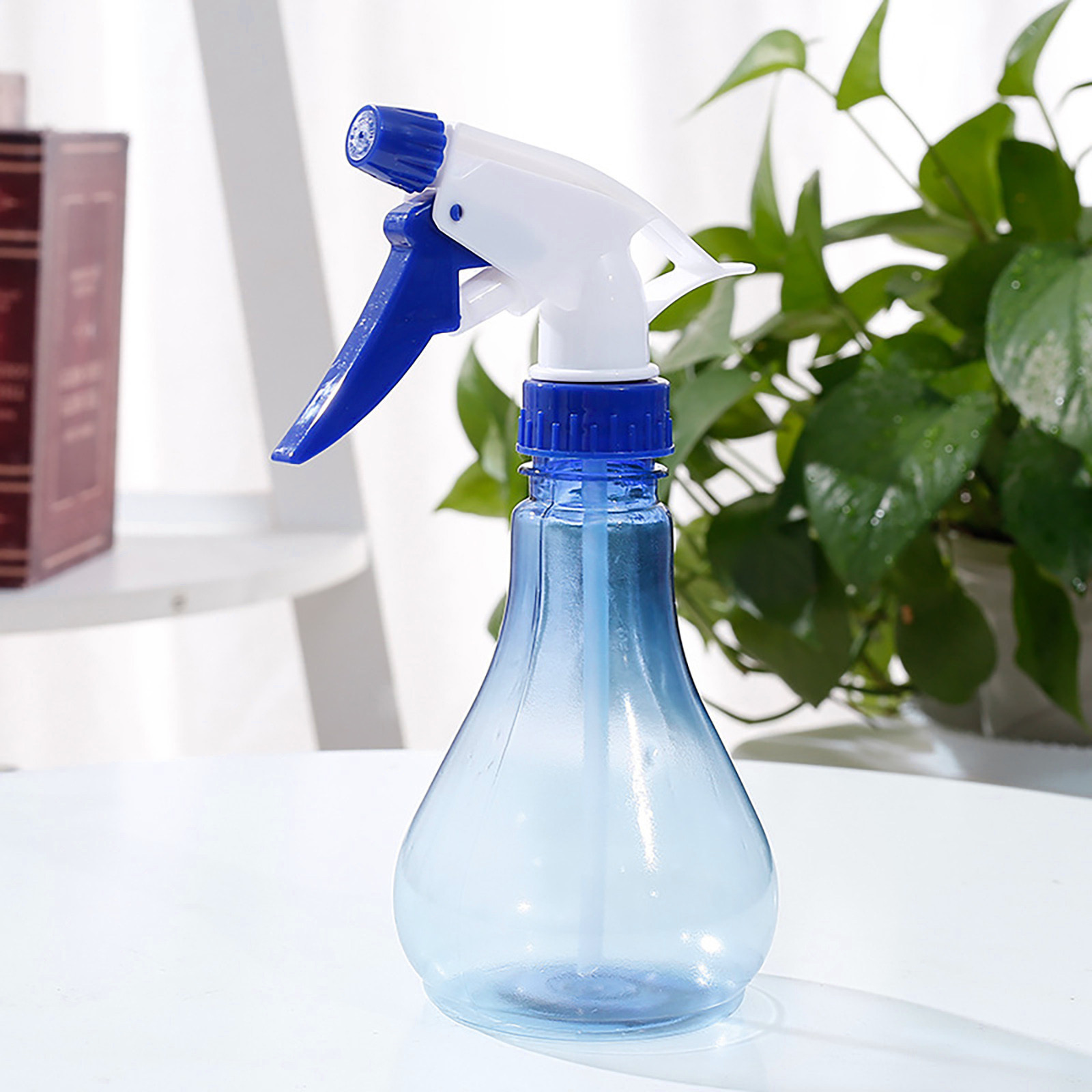 TERGAYEE Spray Bottles,Empty Spray Bottle Refillable Container,Fine Mist  Sprayer Trigger Squirt Bottle,for Taming Hair,Hair styling,Watering  Plants,Showering Pets - Walmart.com