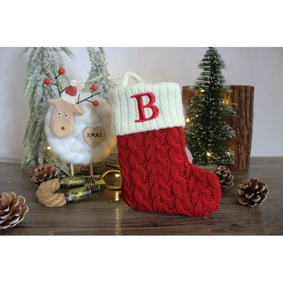 TETOU 7 In Christmas Stockings with Letter B, Embroidered Monogram Knit Christmas Stocking, Red White Christmas Stocking for Kids Family Holiday Decorations Xmas Tree Fireplace