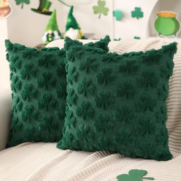 TETOU St Patricks Day Pillow Covers,18"x18"Set of 2 Green Shamrock Soft Plush Faux Fur Jacquard Throw Pillows for St Patricks Bedroom Sofa Holiday Festivals Home Decoration