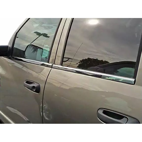 TFP (International Trim) 80301 FENDER LIP TRIM