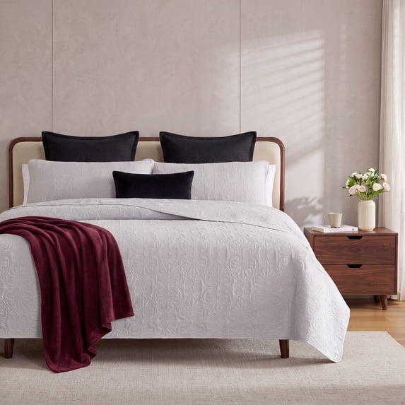 THD Benjamin - 3 Piece King Size Quilt Set, Lightweight King Bedspread Coverlet Set (King, Light Grey)