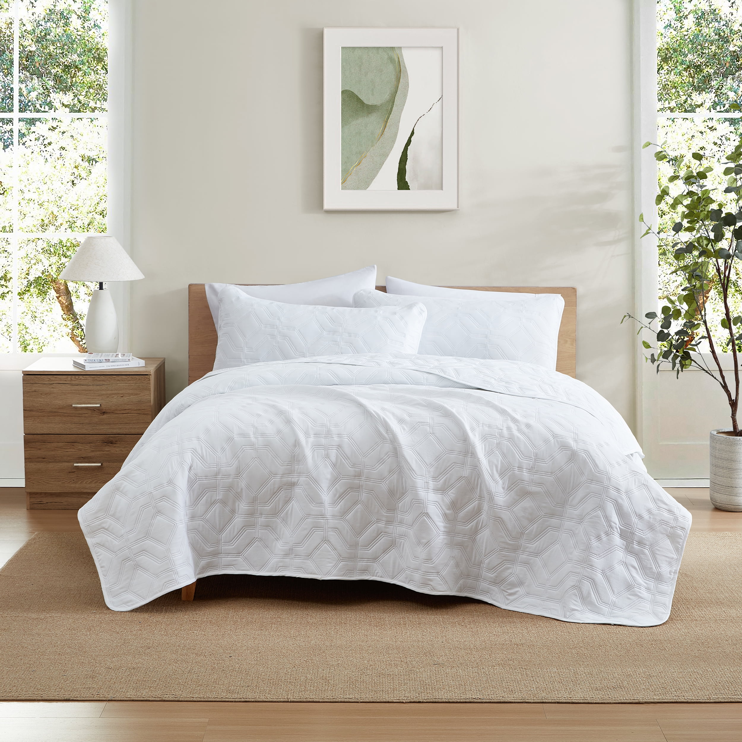 White King Size Microfiber Quilted Bedspread Set